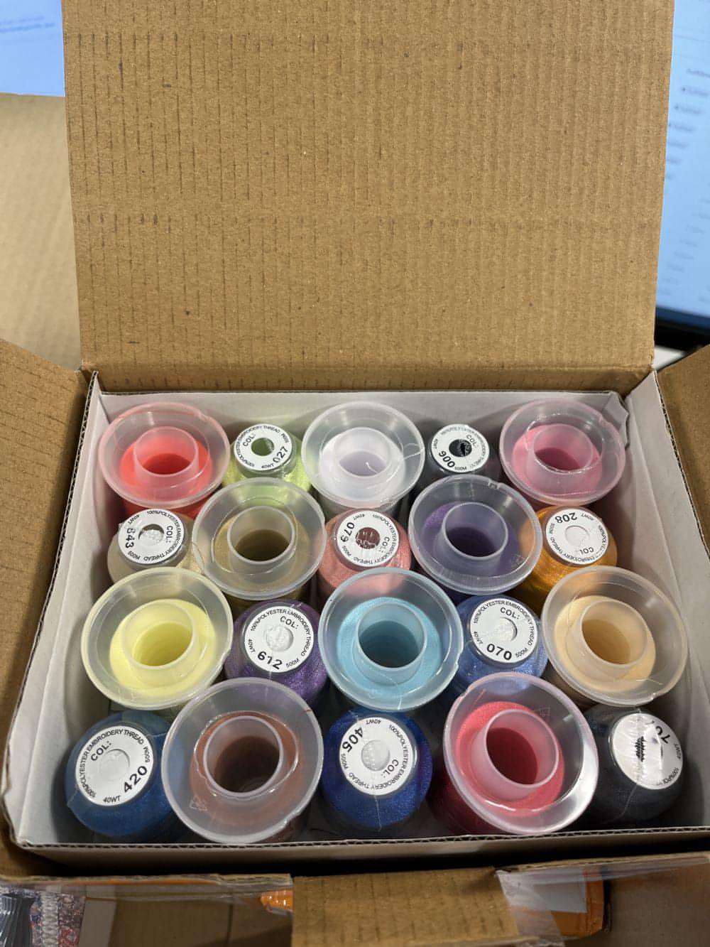 Embroidery thread set - 40 threads