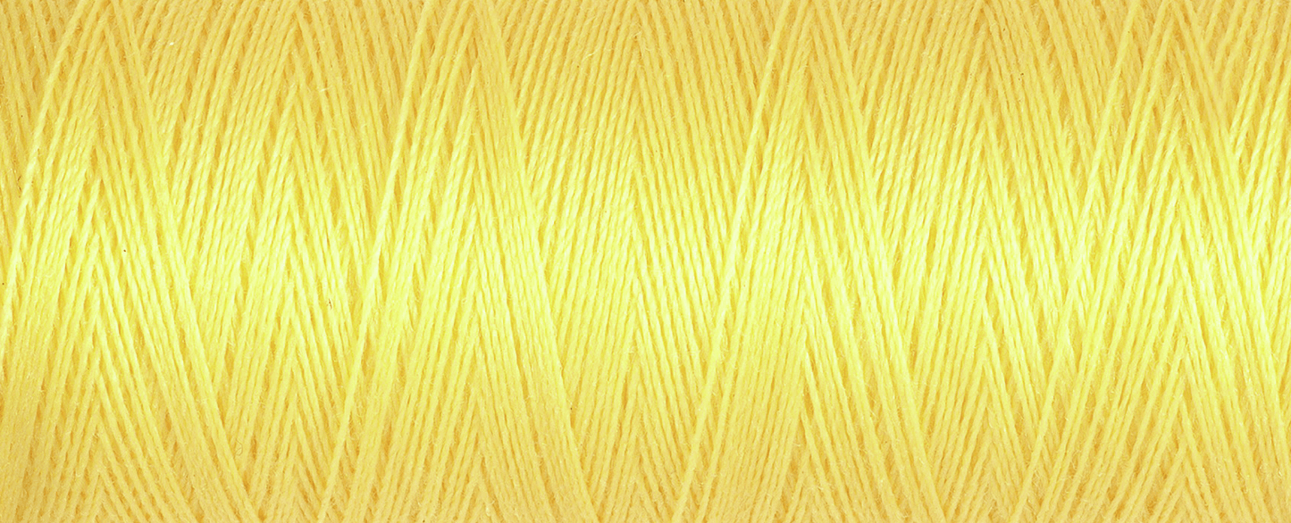Gutermann Sew-All Thread 100m - Baby Yellow (#852)