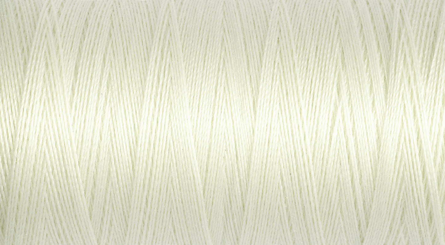 Gutermann Sew-All Thread 250m - Ivory (#001)