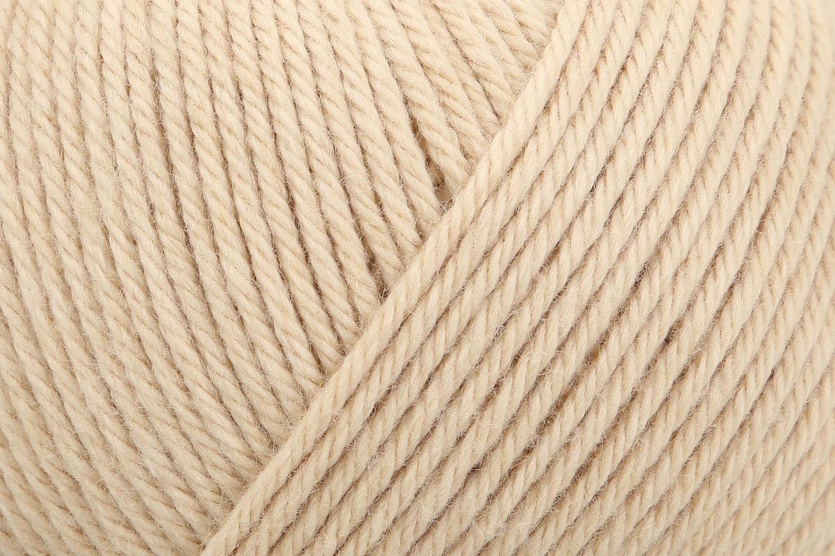 Ball of Anchor Cotton 'n' Wool 4 ply yarn in Opal