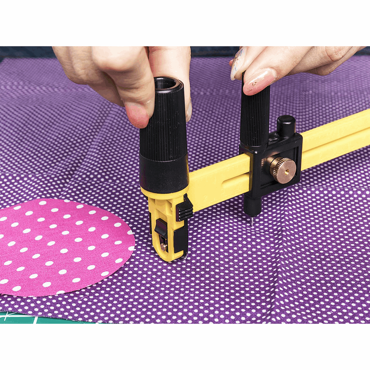 Sew Easy Circle Fabric Cutter