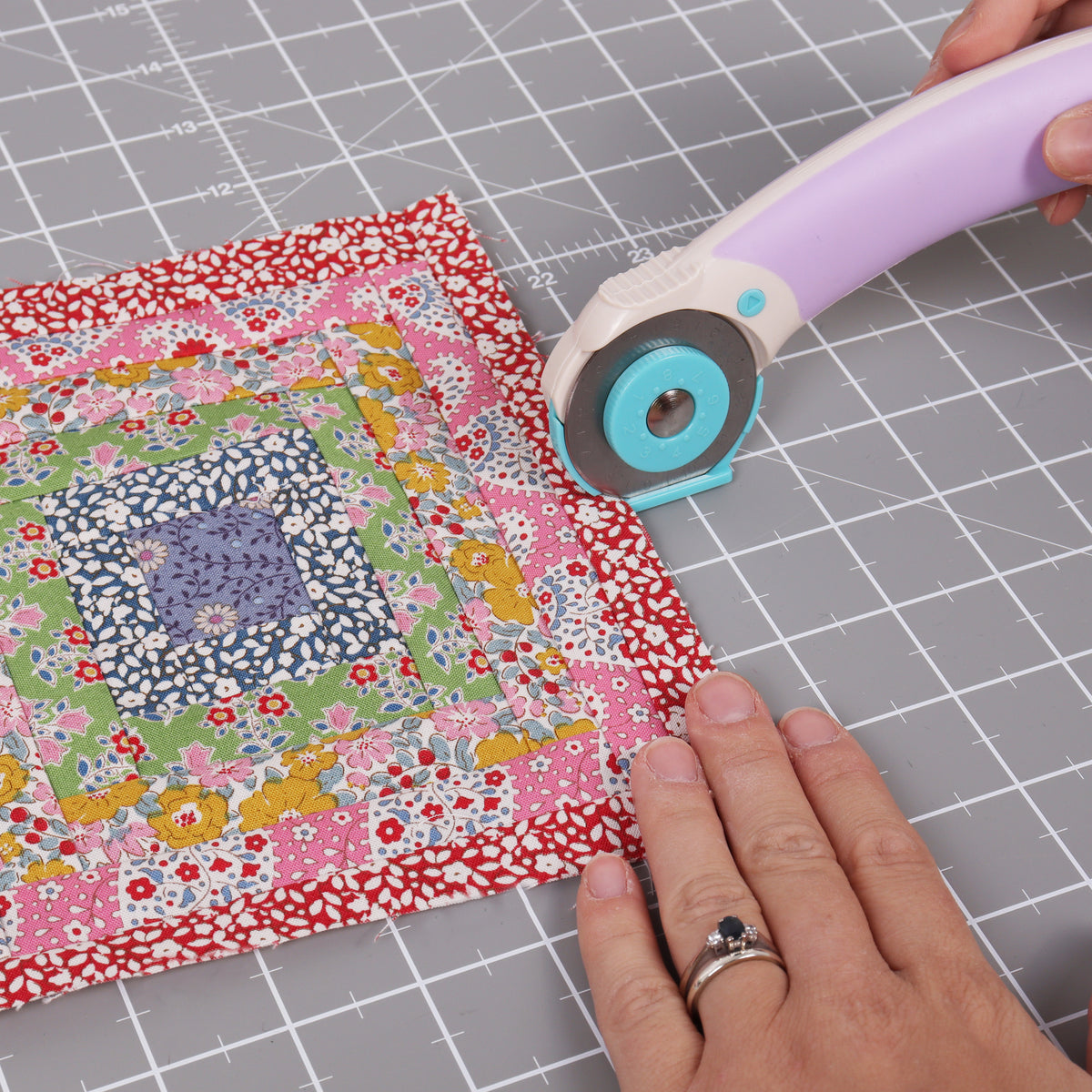 Sew Easy lilac slash rotary cutter