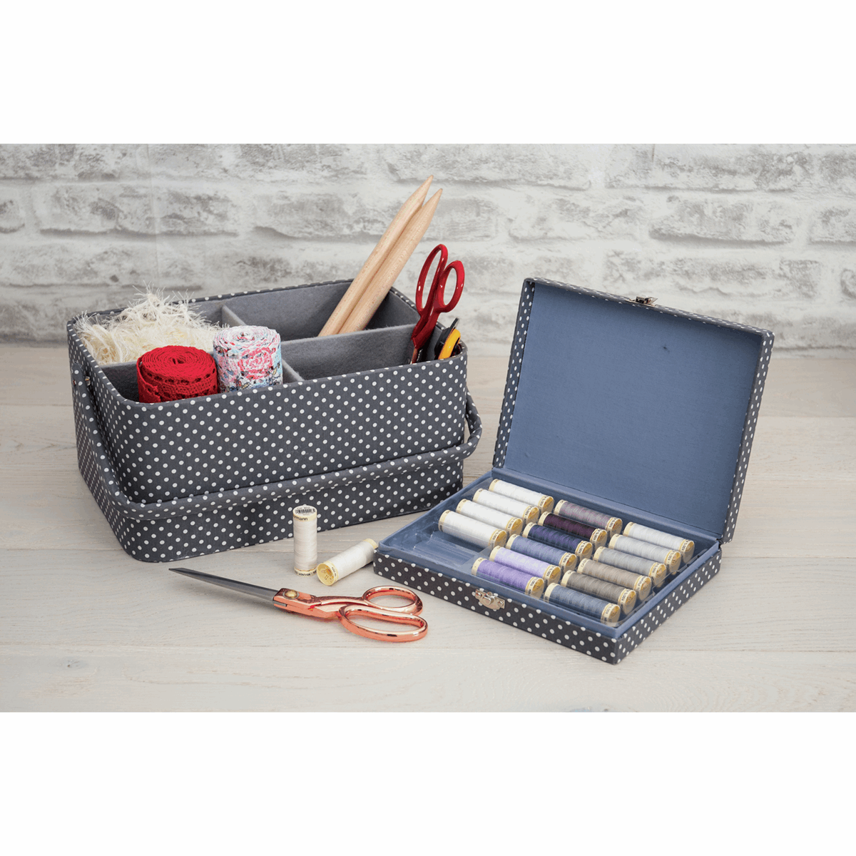 Thread Spool Storage Box - 12 x 150m Sew All Thread