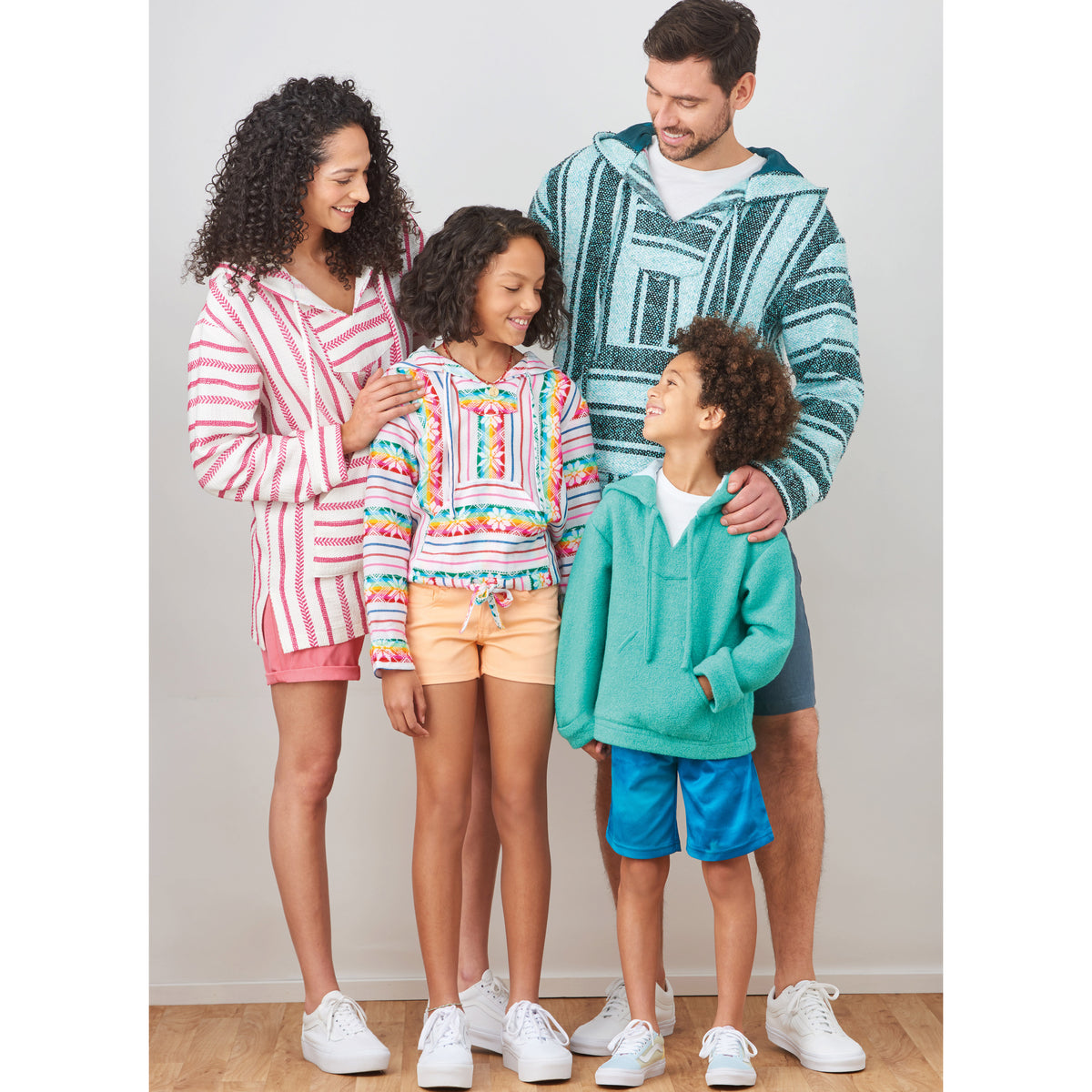 Simplicity S9759 sewing pattern envelope showing a unisex top