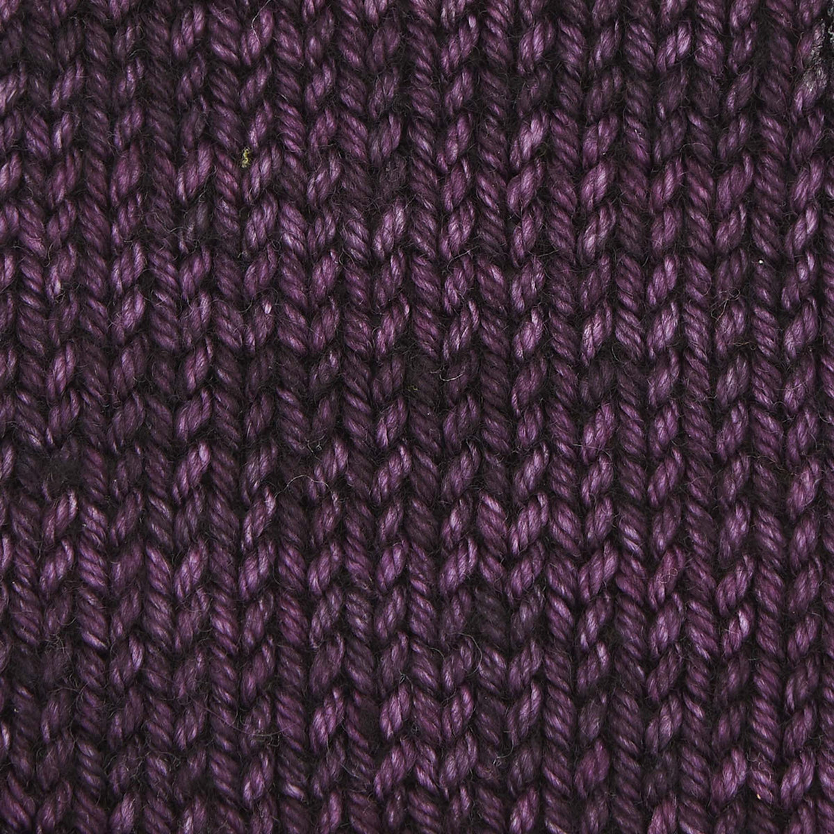 Skein of aubergine Bella merino worsted yarn