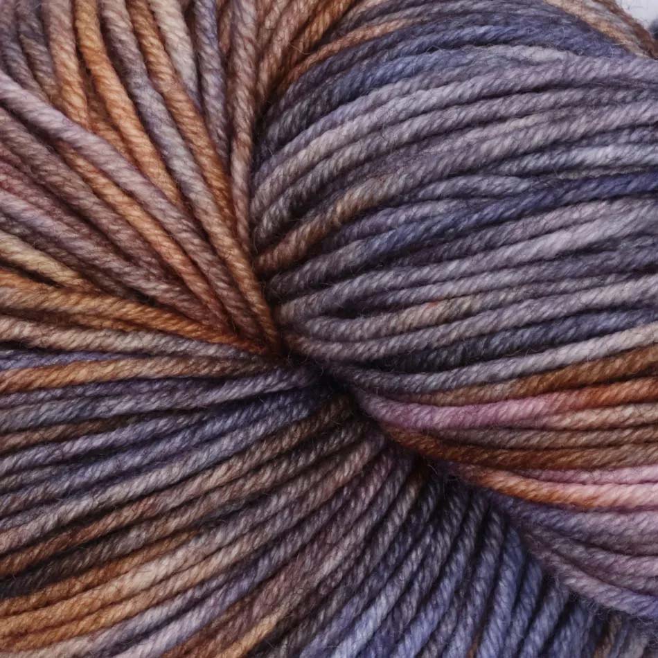 Skein of Symfonie Viva DK merino yarn in Mulberry Mud
