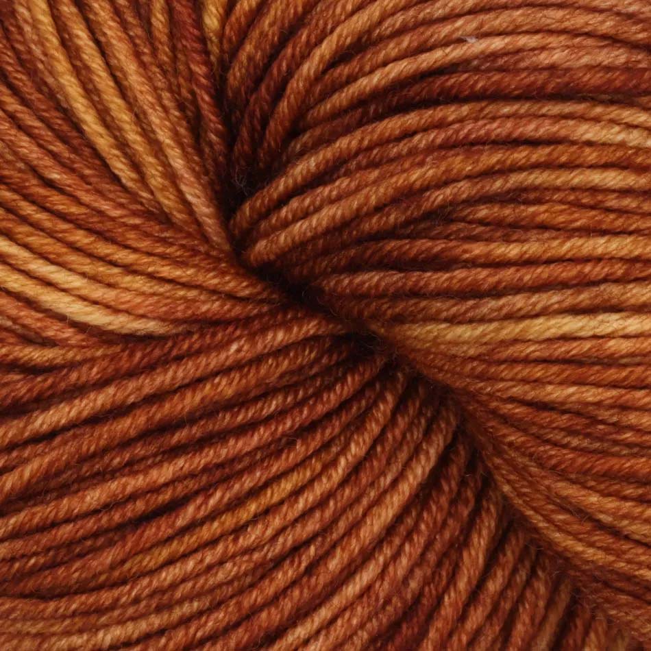 Skein of Symfonie Viva DK merino yarn in Caramel