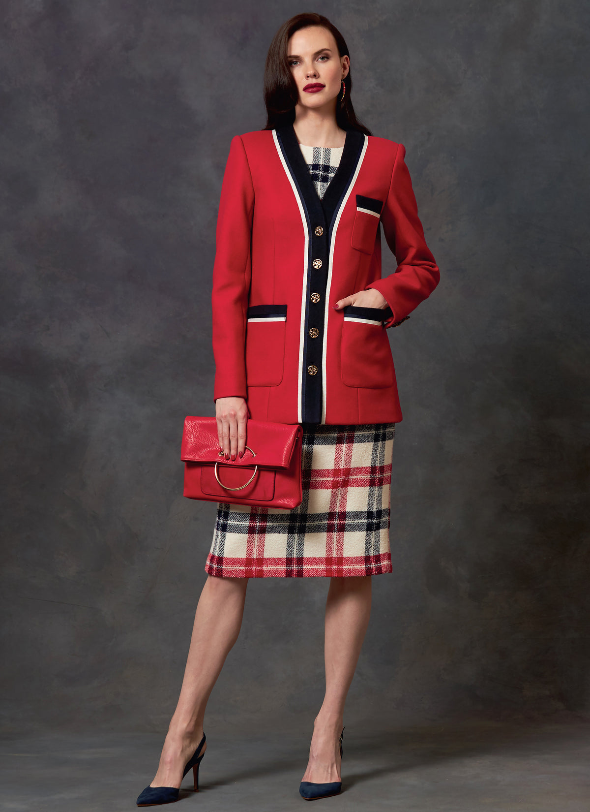 Vogue Patterns V1643 pattern envelope showing semi-fitted, lined jacket with button front
