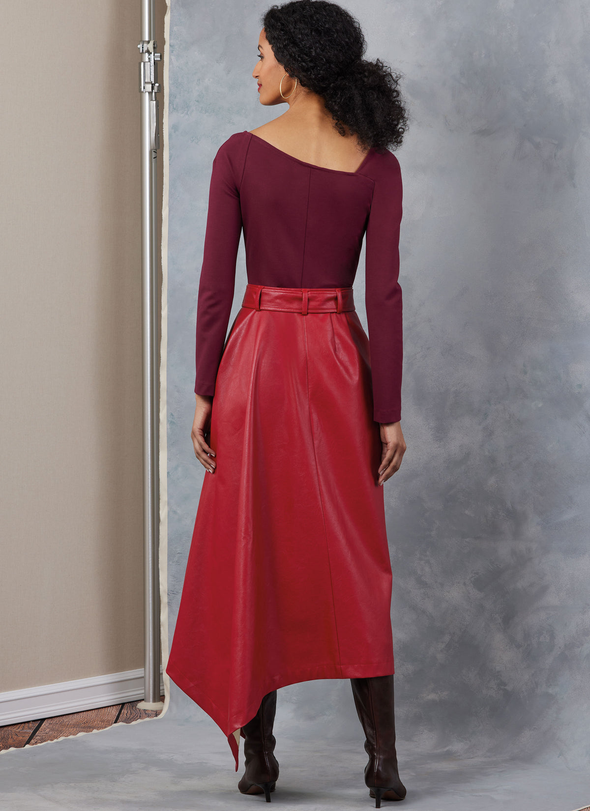 Vogue Patterns V2036 unlined waistcoat sewing pattern envelope
