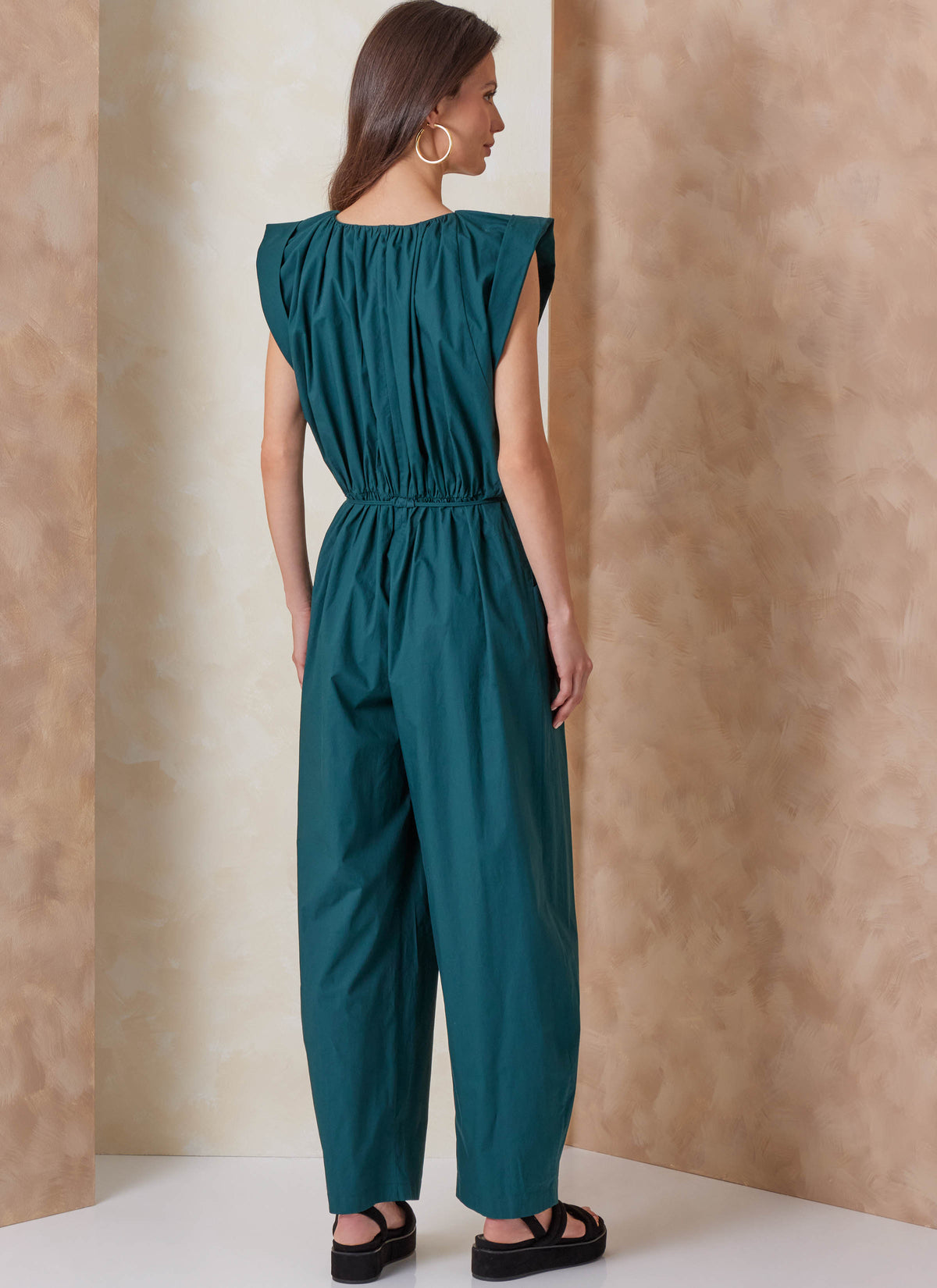 Vogue Patterns V2163 pattern envelope showing jumpsuit designs