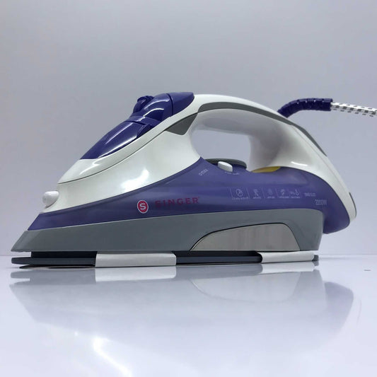 Singer Iron 5.22 (blue or green - colour sent at random)