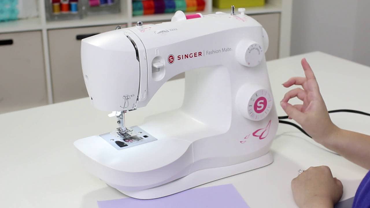 Singer Fashion Mate 3333 Sewing Machine - Drop in bobbin, latest style, so easy to use, great lighting