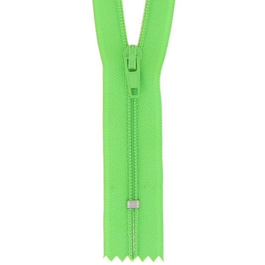 Milward apple nylon dress and skirt zip, 35cm