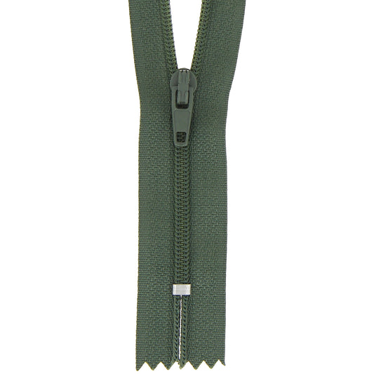 Milward 50cm closed-end nylon zip in spruce