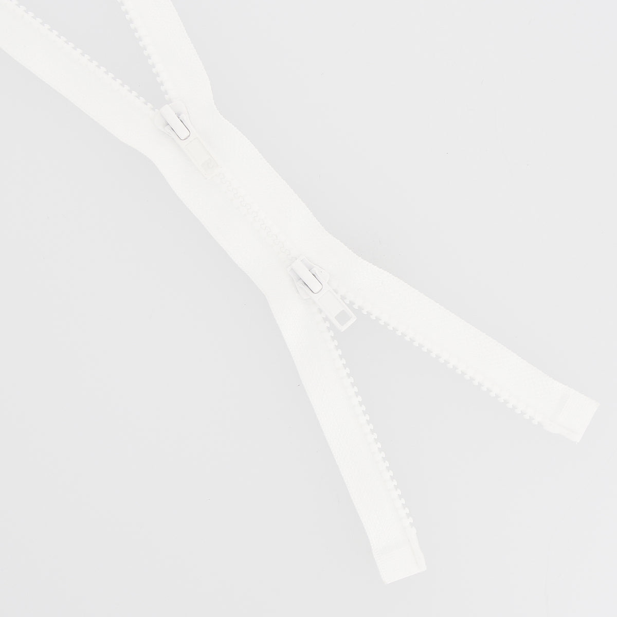 Milward white chunky 2-way open end zip, 65cm