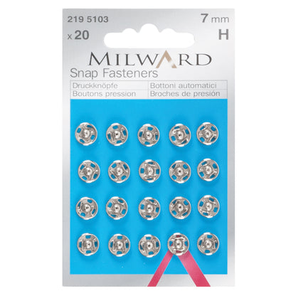 Card of silver 7mm sew-on snap fasteners