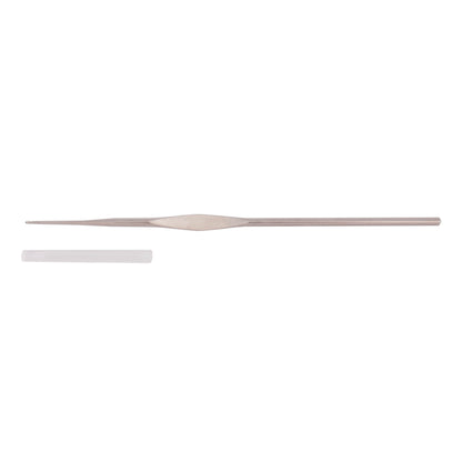 Milward 1.50mm steel crochet hook with protective cap