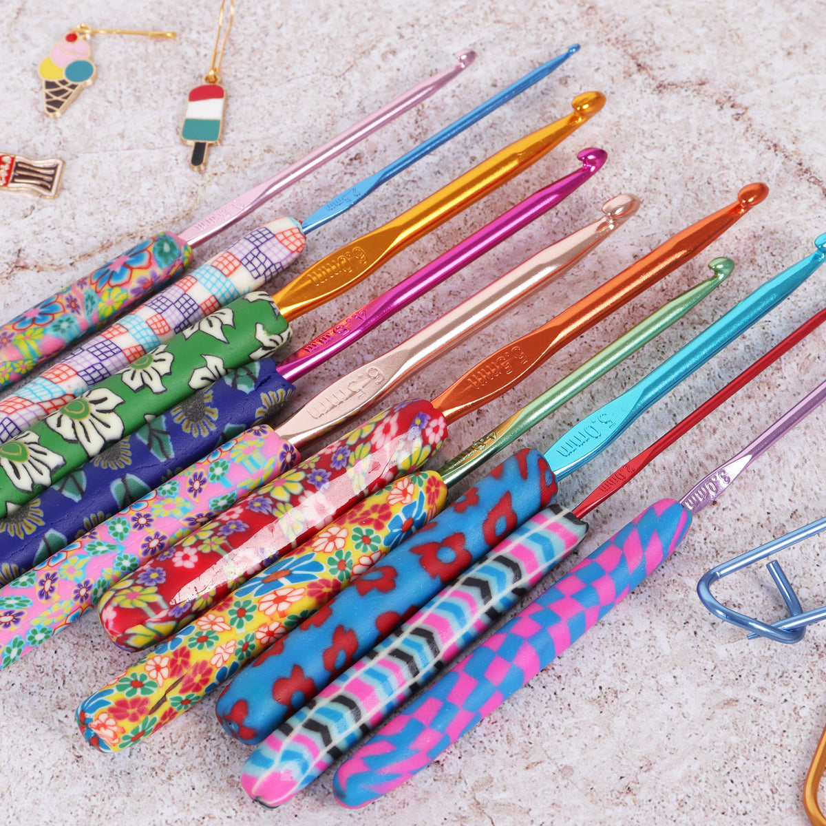Milward 2.0mm crochet hook with patterned polymer clay handle