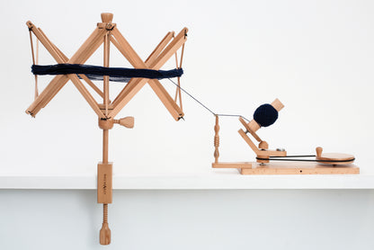 Milward beech wood umbrella swift with table clamp
