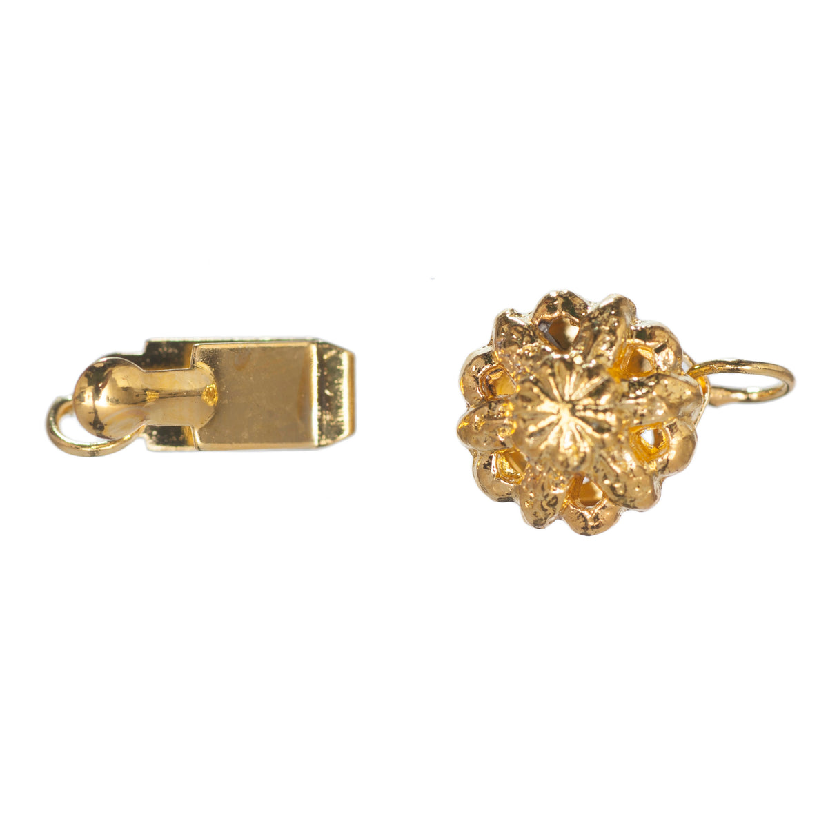 Gold flower-style necklace clasp