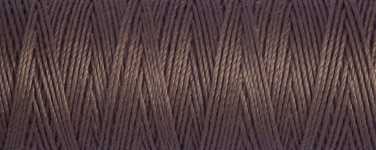 Gutermann Pure Silk Thread 30m - Shade 446
