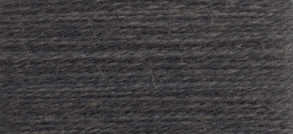 Card of Scanfil mending wool in charcoal