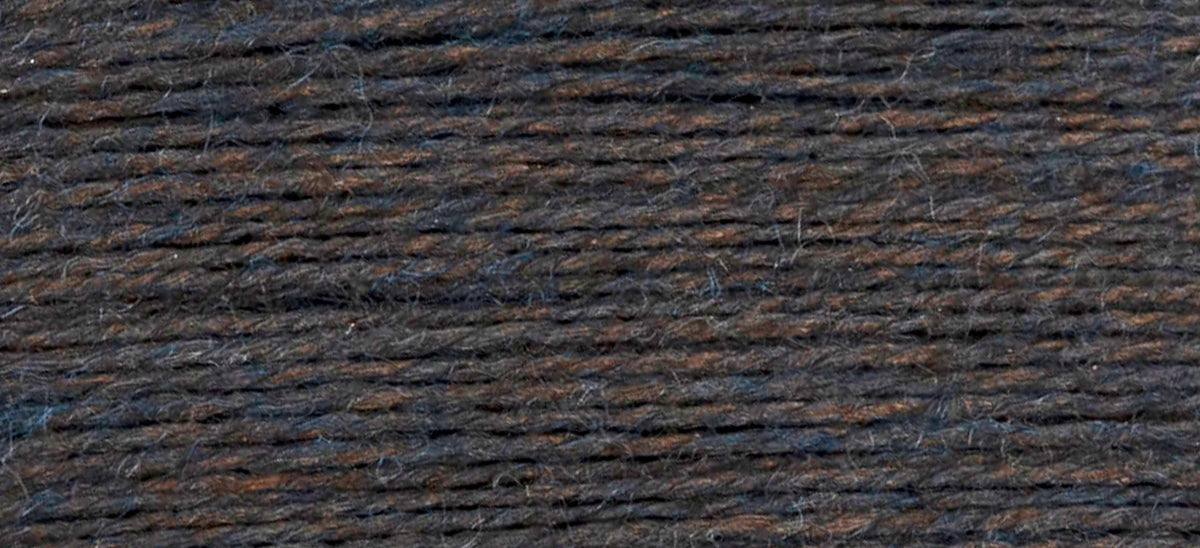Card of Scanfil mending wool in urban chic