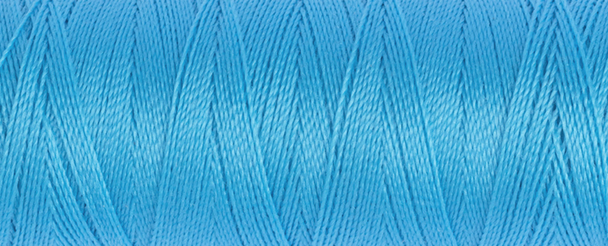 Spool of turquoise Gutermann Maraflex elastic sewing thread