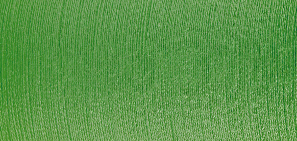 Spool of Madeira Sensa Green No. 40 embroidery thread in Moss