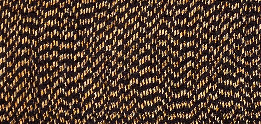 Spool of Madeira Metallic Soft No.40 embroidery thread in Sultan Gold