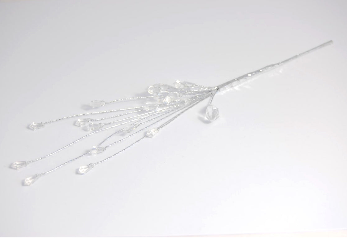 Clear jewel spray pick