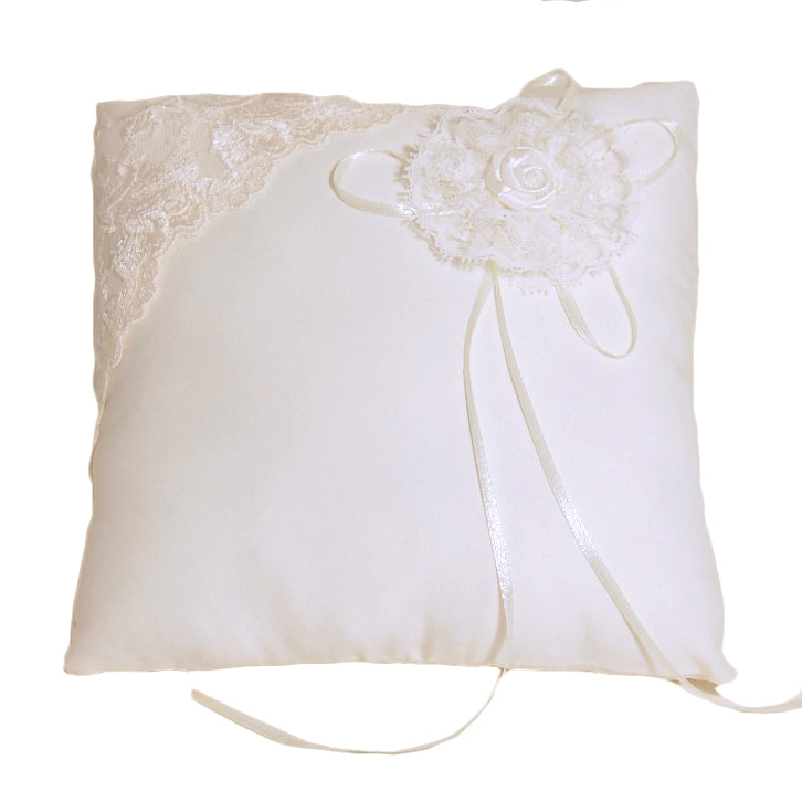 Ivory ring cushion with lace trim