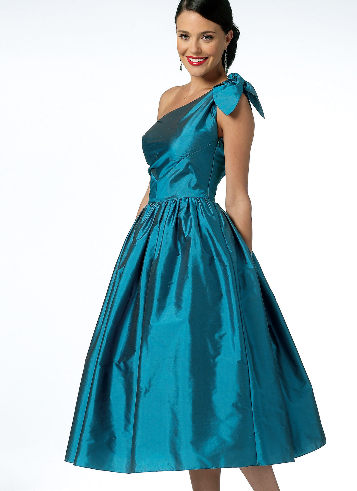 Butterick B5708 misses' dress sewing pattern envelope