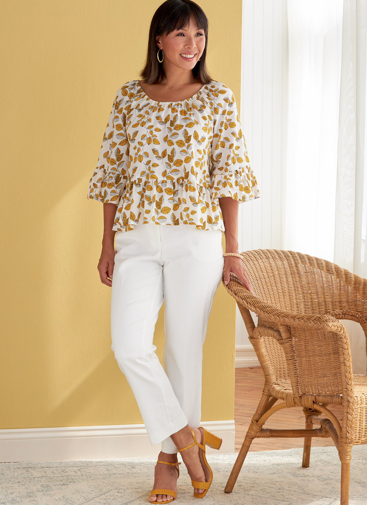 Butterick B6455 sewing pattern envelope showing misses pullover top designs