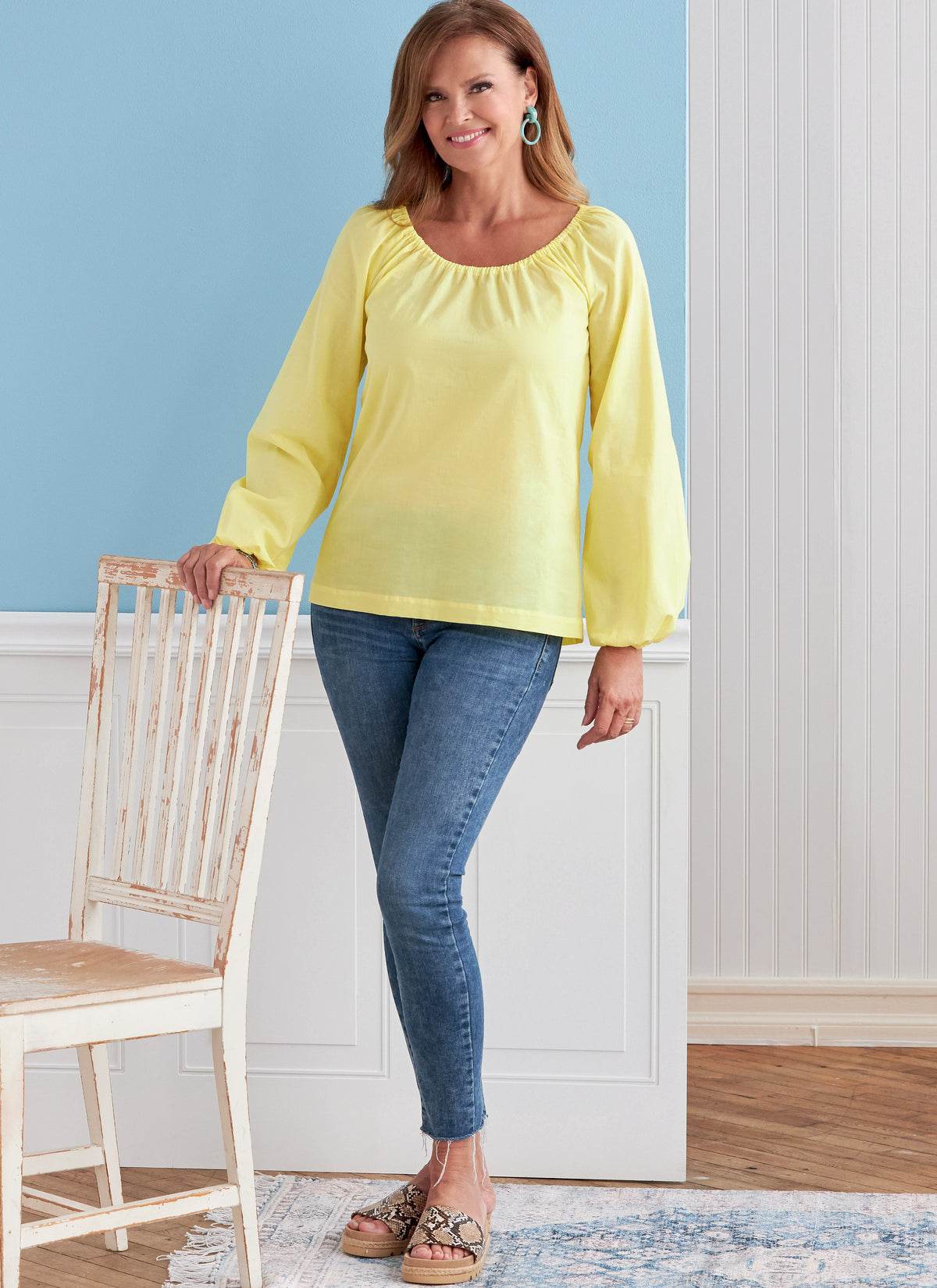 Butterick B6455 sewing pattern envelope showing misses pullover top designs