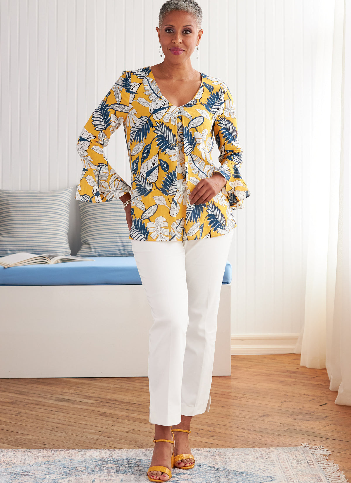 Butterick B6456 sewing pattern envelope showing misses top designs