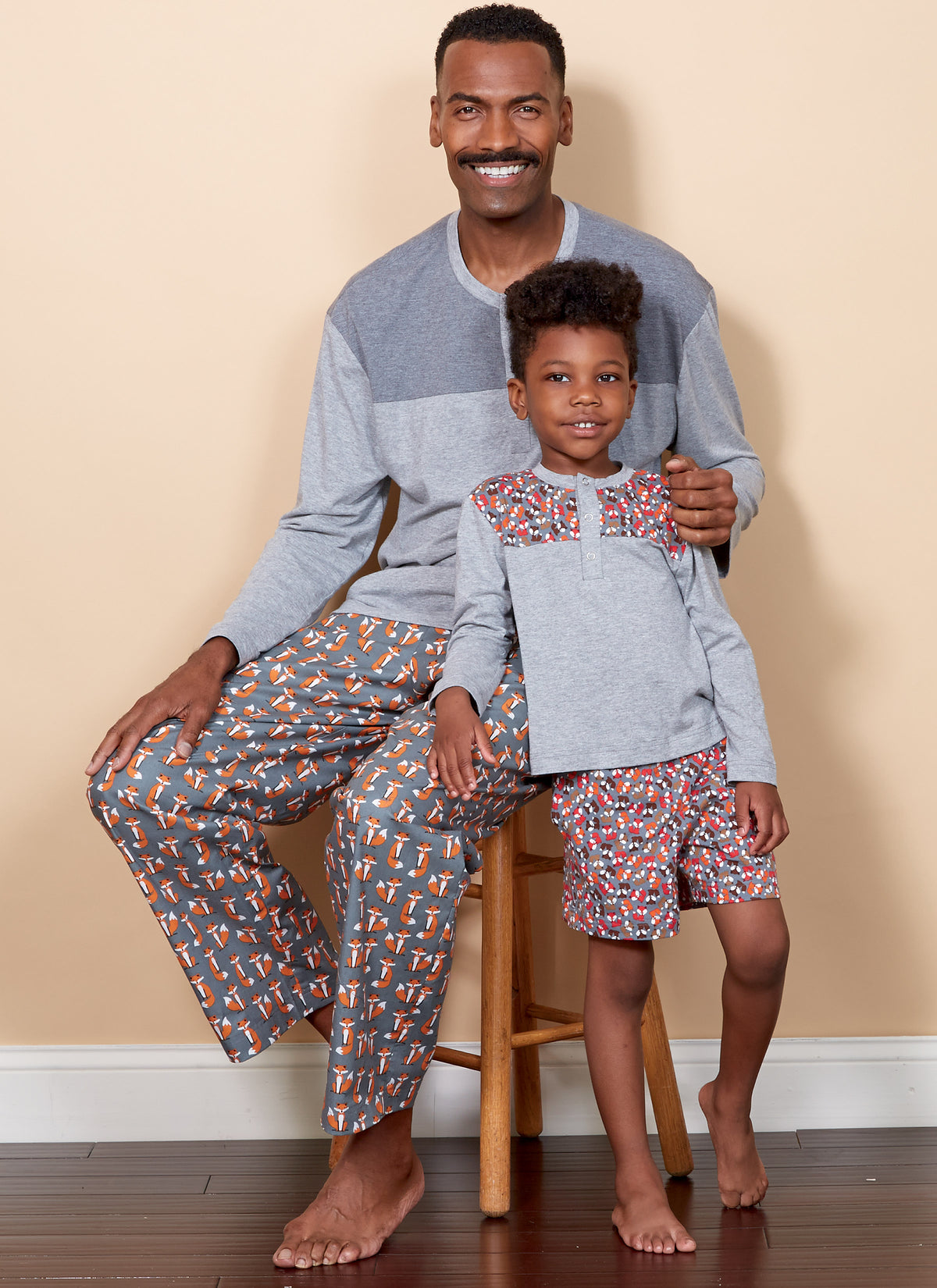 Butterick B6531 sewing pattern envelope showing unisex pullover top and tunic designs
