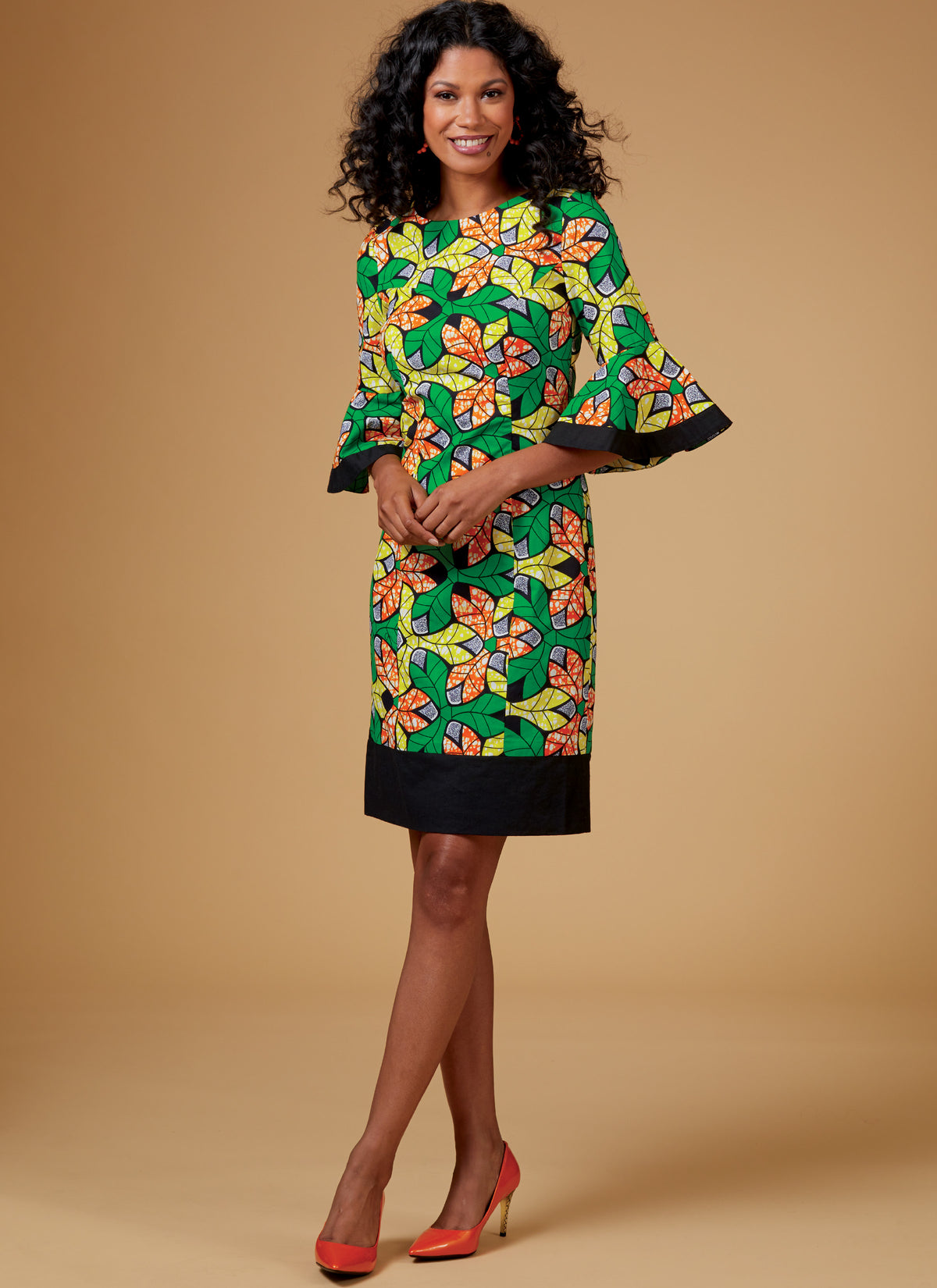 Butterick B6624 sewing pattern envelope showing womens plus size sheath dress designs