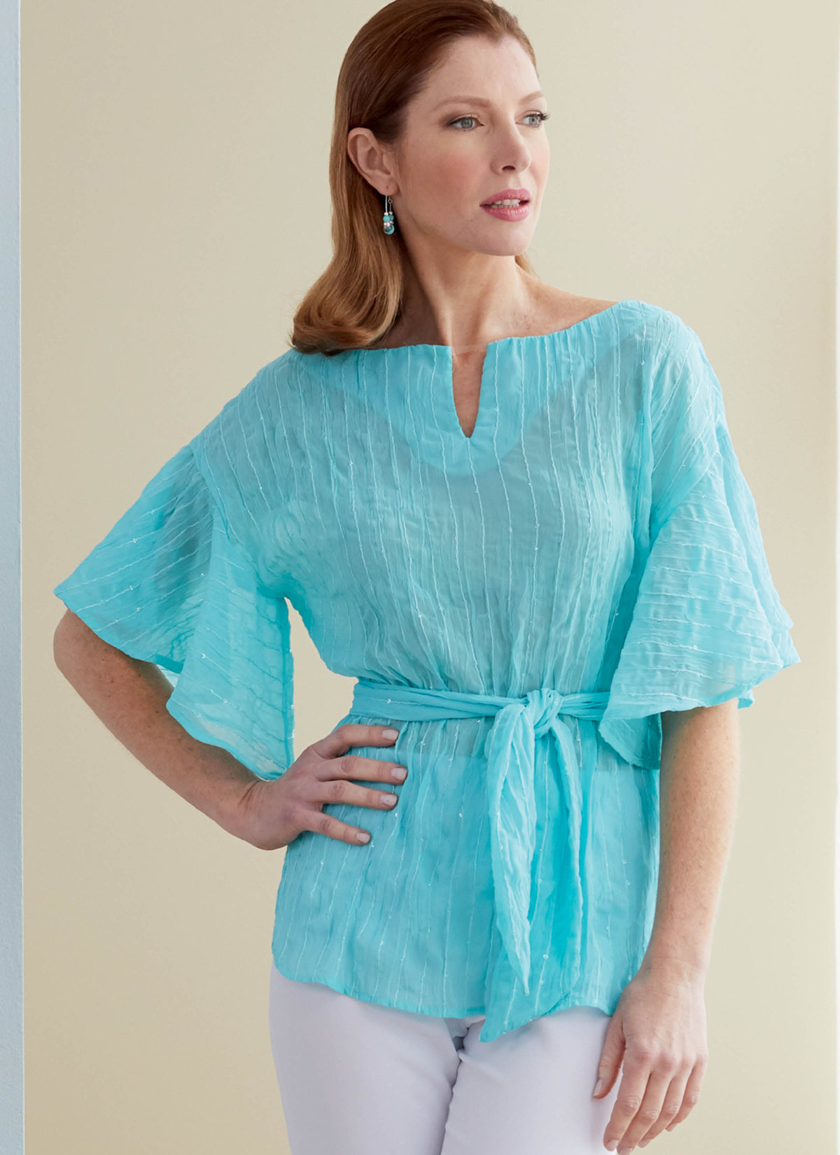 Butterick B6685 sewing pattern envelope showing a pullover top with drop shoulders