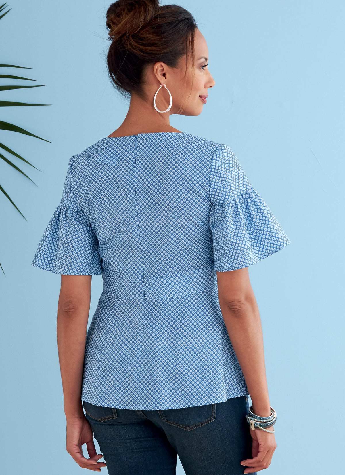 Butterick B6732 sewing pattern envelope showing an empire waist top