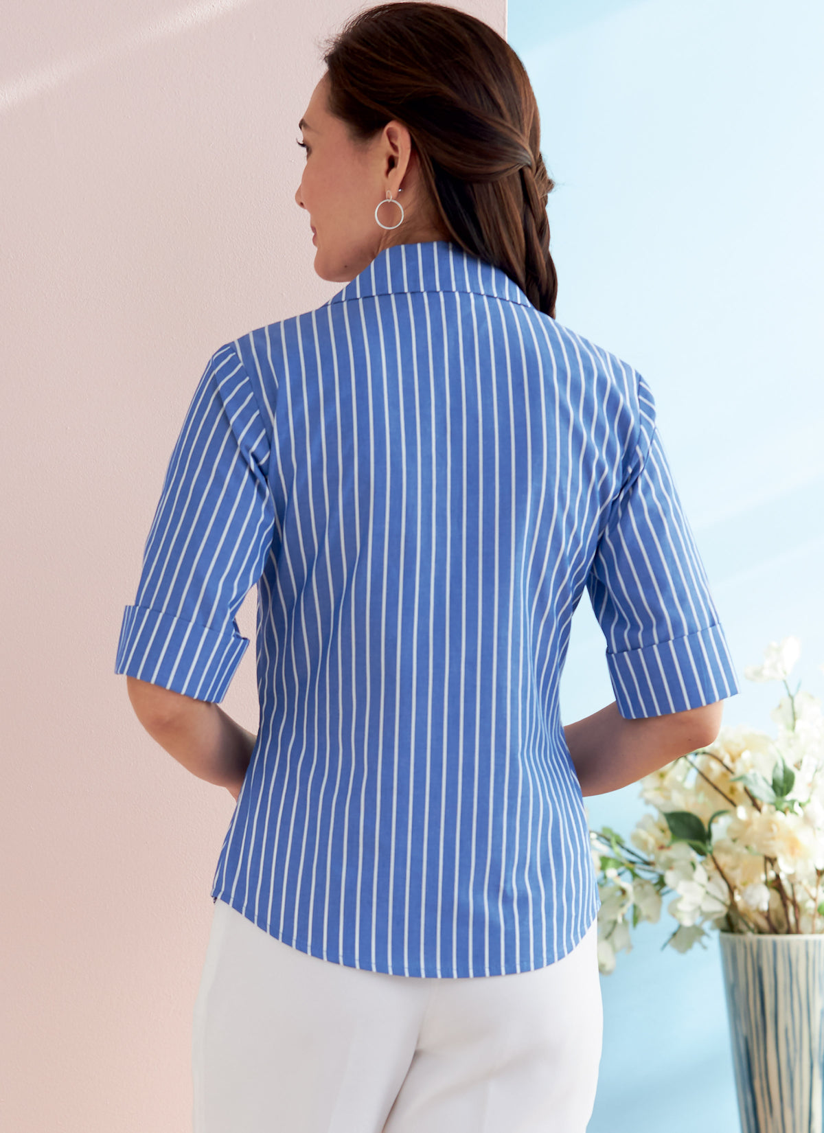 Butterick B6753 sewing pattern envelope showing misses' semi-fitted shirt designs