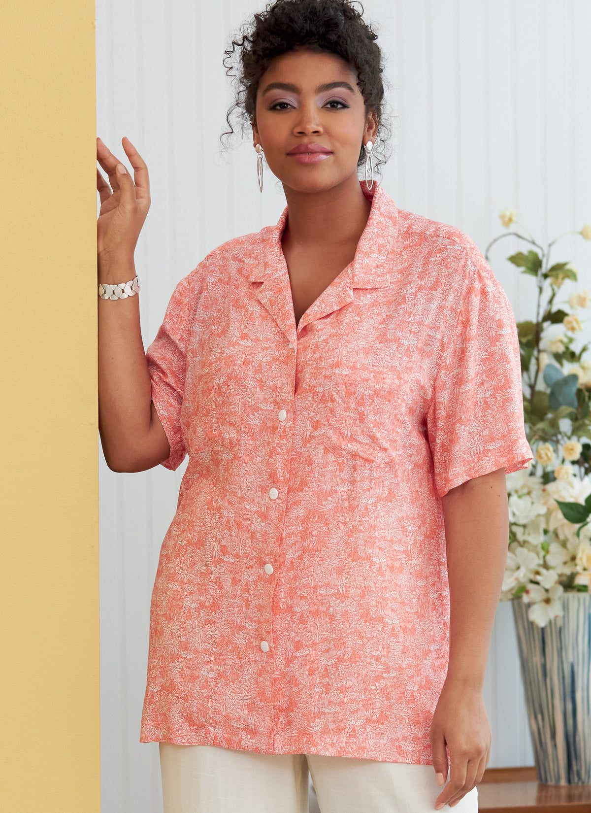 Butterick B6846 sewing pattern envelope showing unisex semi-fitted shirt designs