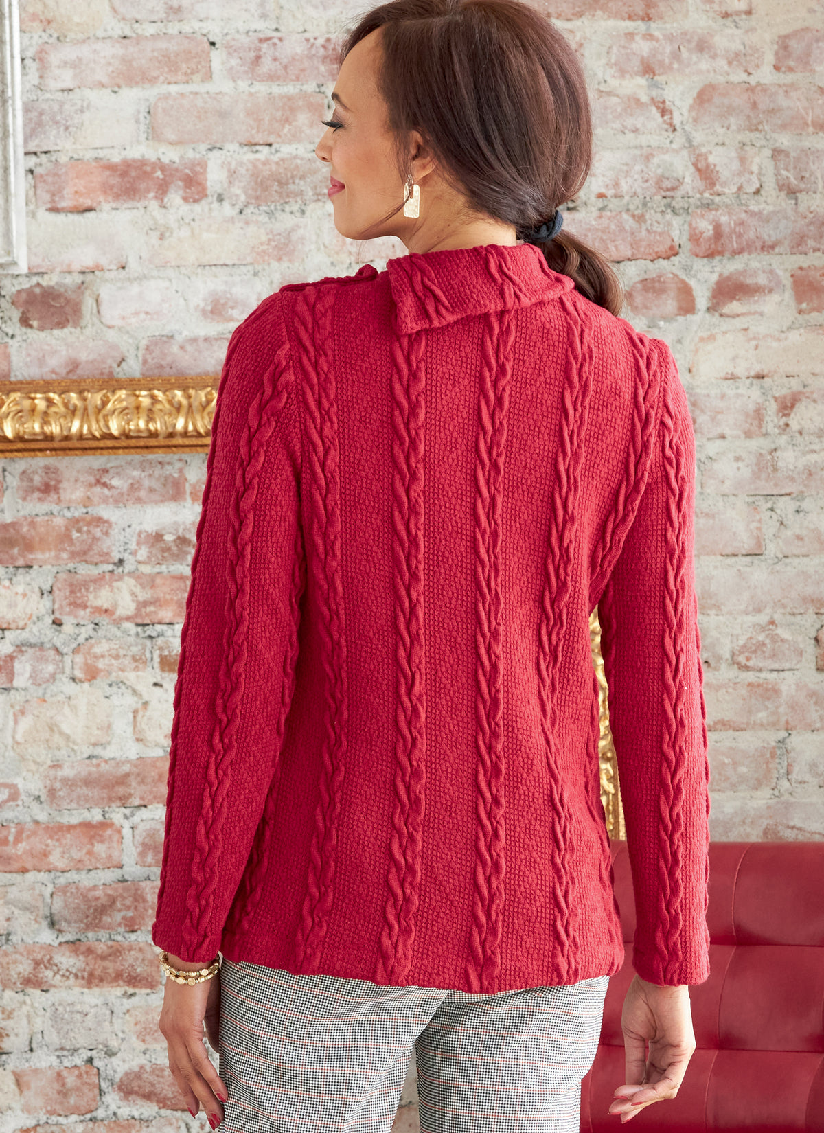 Butterick B6857 sewing pattern envelope showing women's pullover top designs