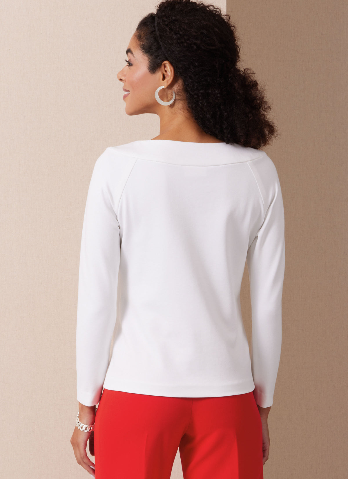 Butterick B6975 sewing pattern envelope showing a jacket with front patch pockets