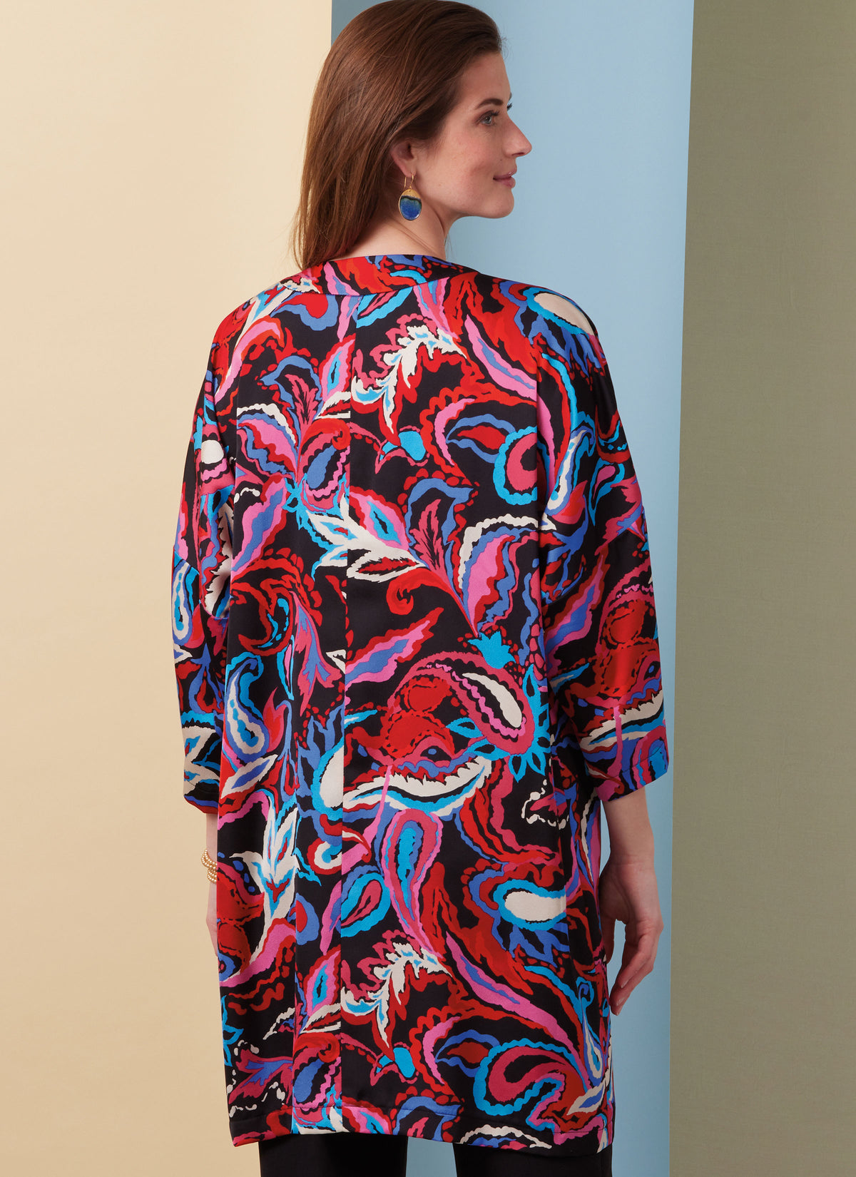 Butterick B7001 sewing pattern envelope showing loose jacket designs