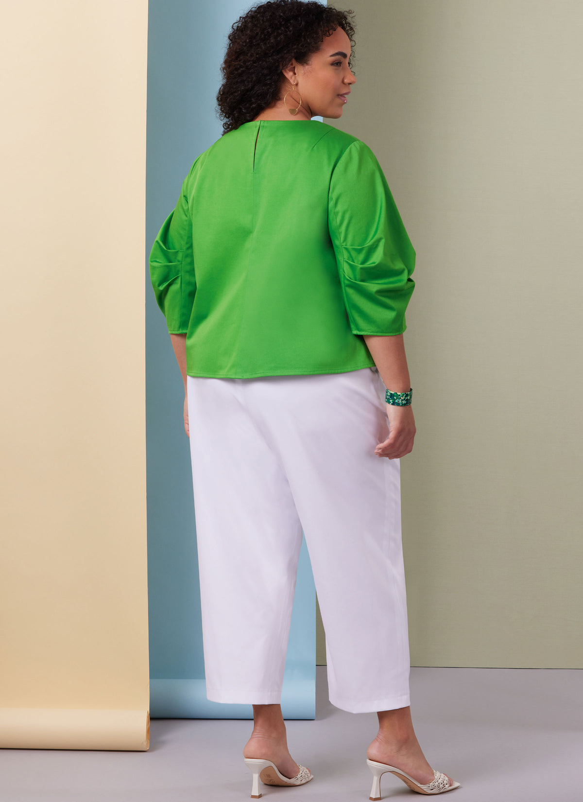 Butterick B7002 sewing pattern envelope showing puff sleeve top designs