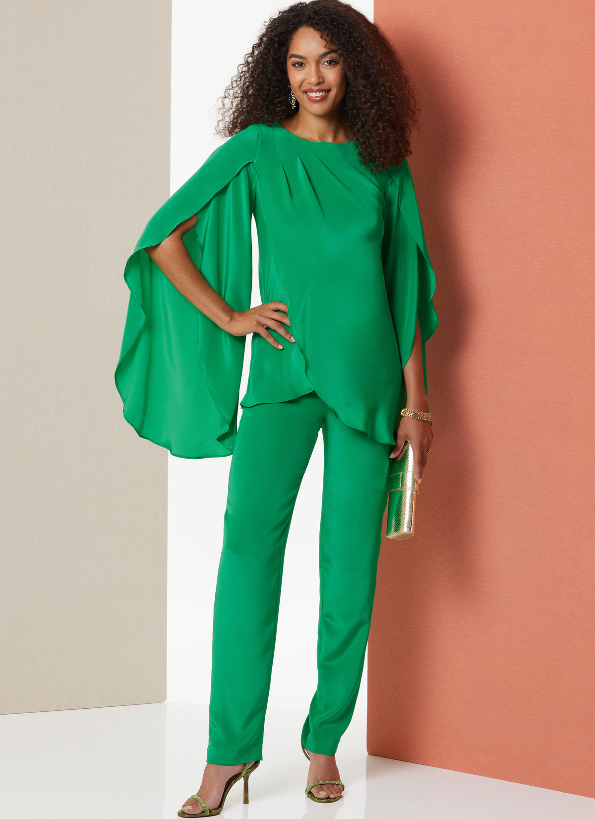 Butterick B7009 sewing pattern envelope showing asymmetric tunic designs