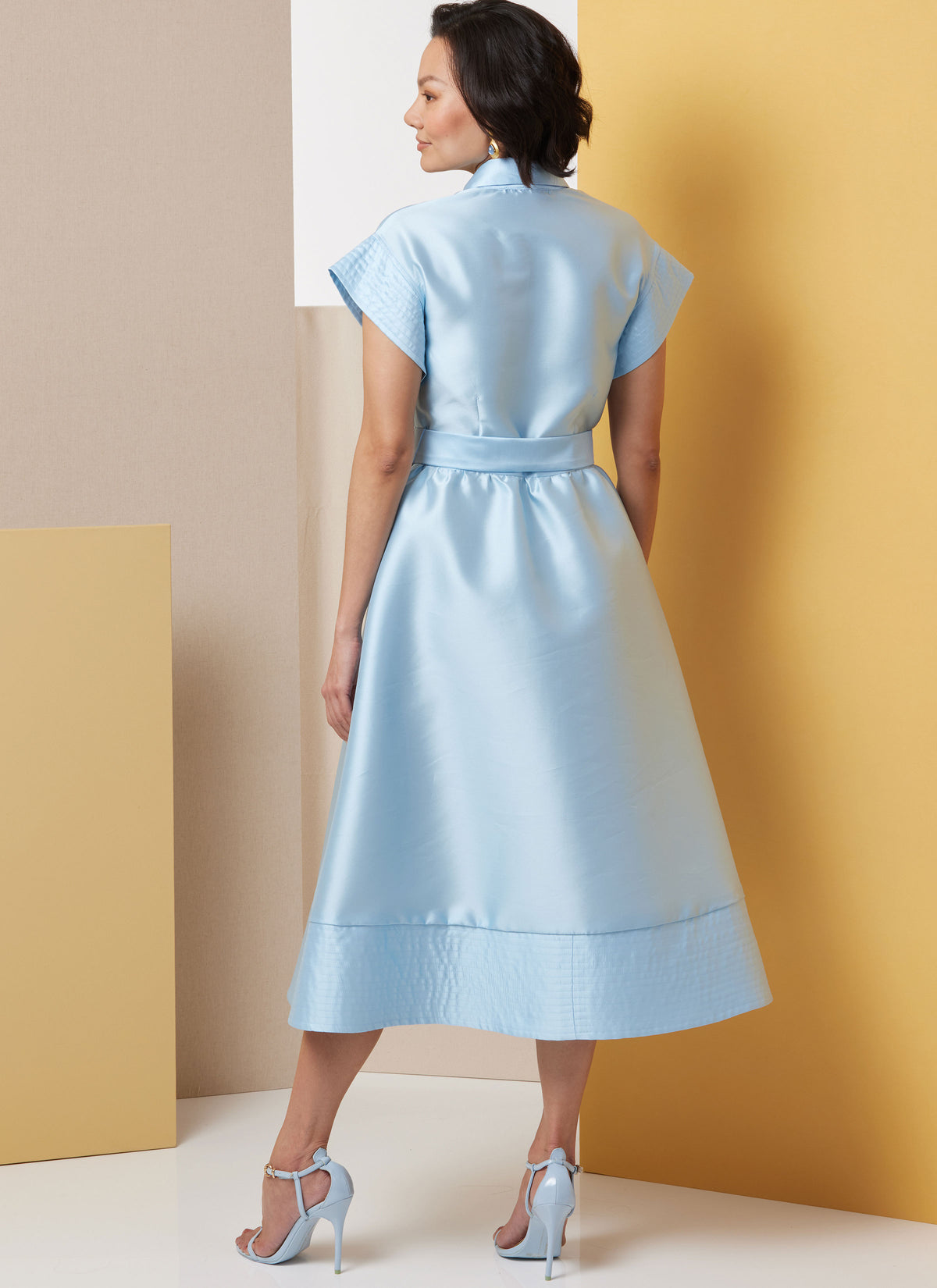 Butterick B7021 sewing pattern envelope showing misses' dress designs
