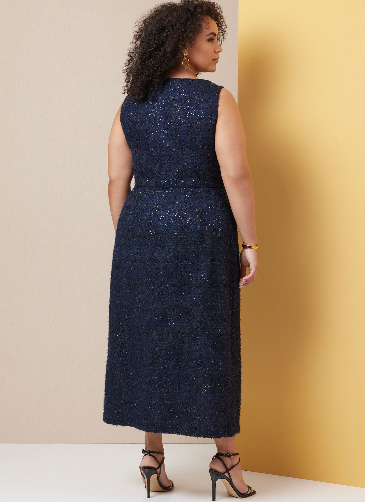 Butterick B7022 sewing pattern envelope showing women's sleeveless dress designs