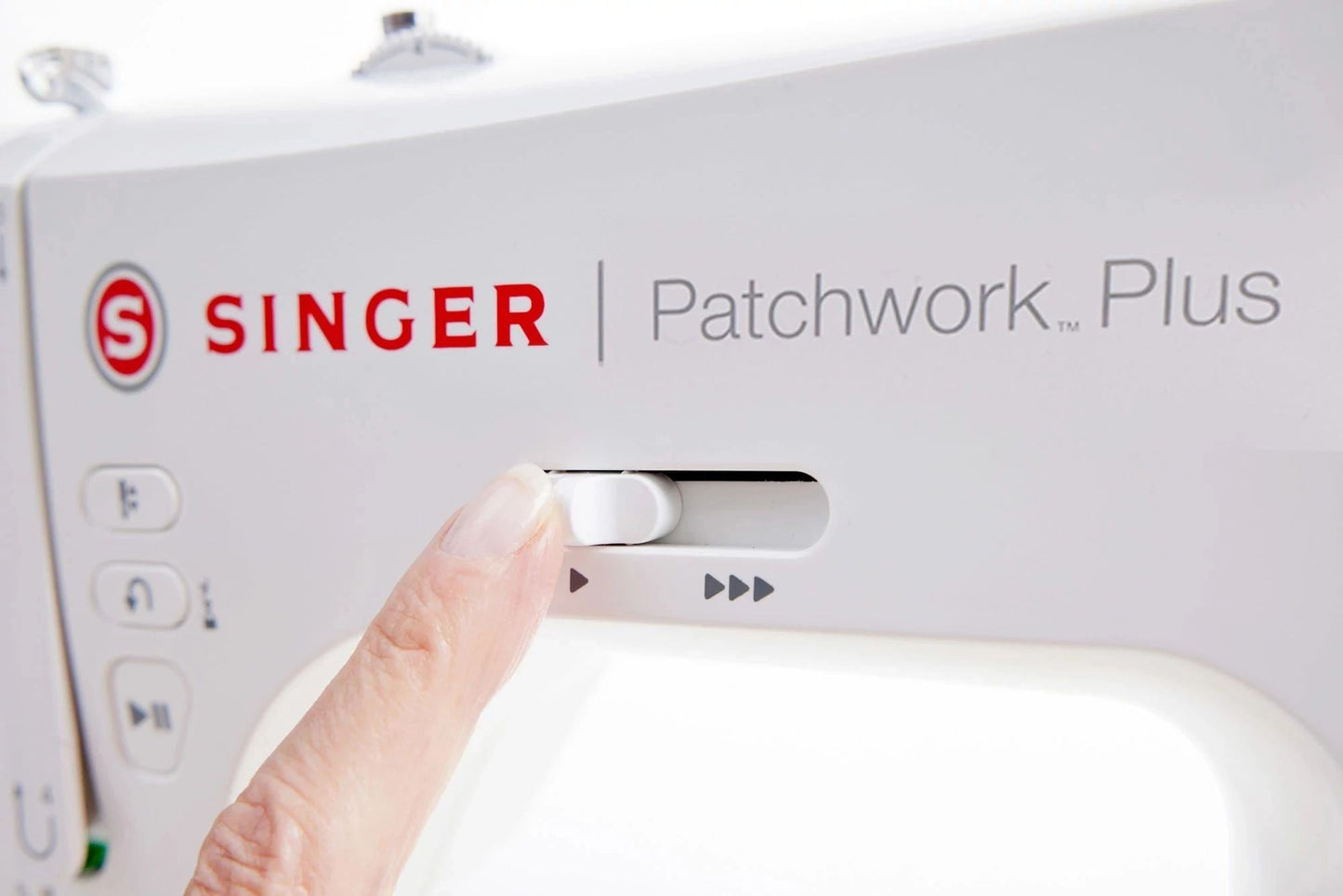 Singer Patchwork Plus C5985Q Sewing Machine - 200 stitch patterns with letters and numbers - Ex Display
